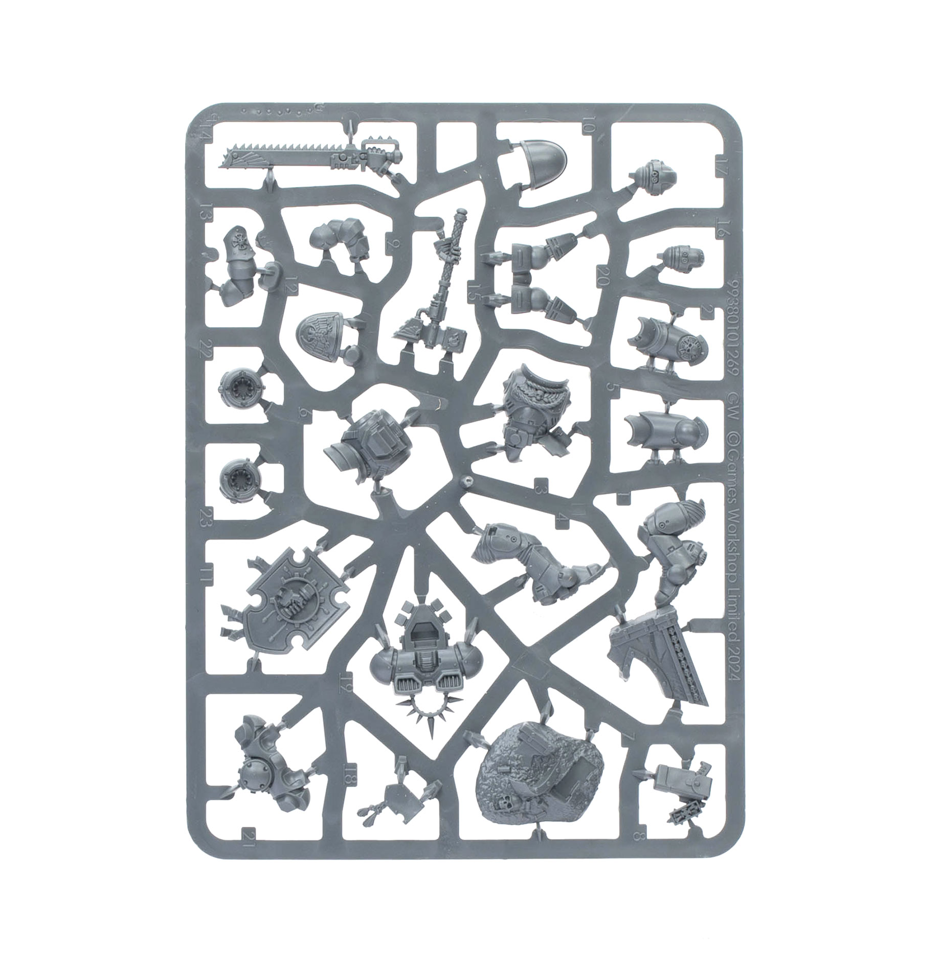 99120101492_SpaceMarinesCaptainwithJumpPackandRelicShield04-7