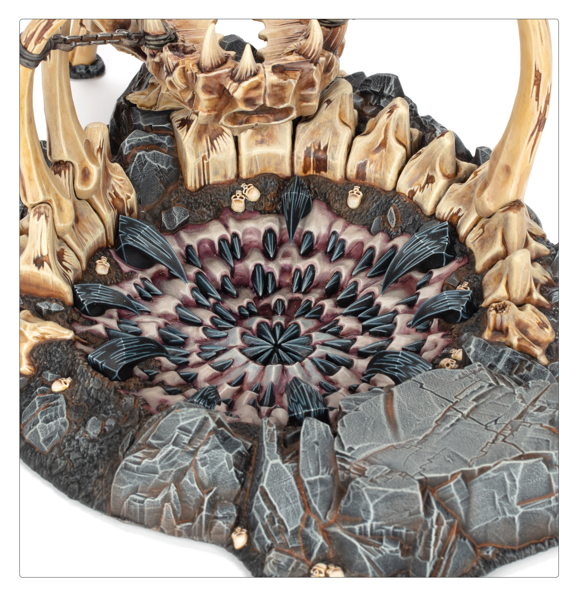 99120299098_OMMawpit02-6